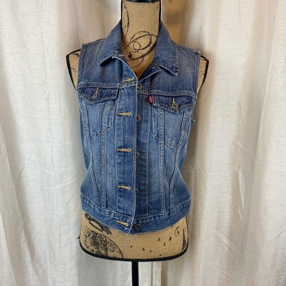 levis vest denim